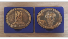 Medal Primus Inter Pares przyznawany Laureatom Konkursu
