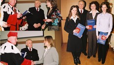 Laureatki Konkursu Primus Inter Pares w 2007 r. Medale wręcza Rektor prof. Andrzej Sobkowiak z Przewodniczącym Rady Fundacji p. Romanem Krzystyniakiem, fot. M.Misiakiewicz